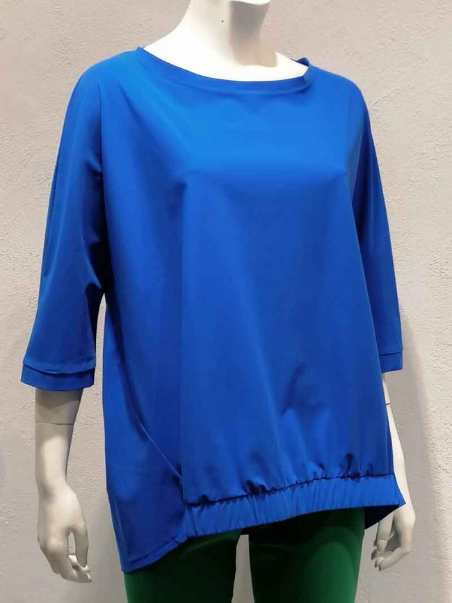 Shirt-anis-concept-149,90-€;-Hose-Stehmann-59,90-€